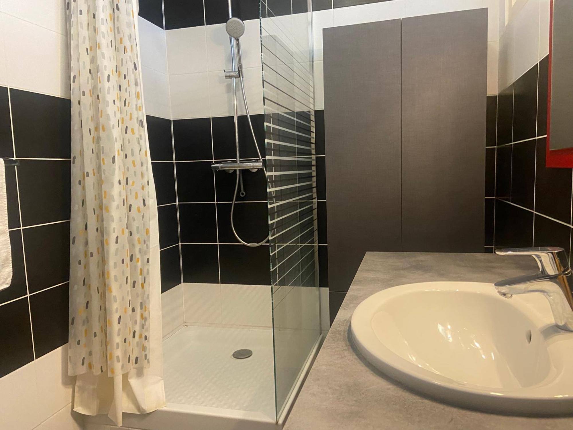 Appartement Spacieux Cosy Centre Epinal !!! Épinal Exterior foto